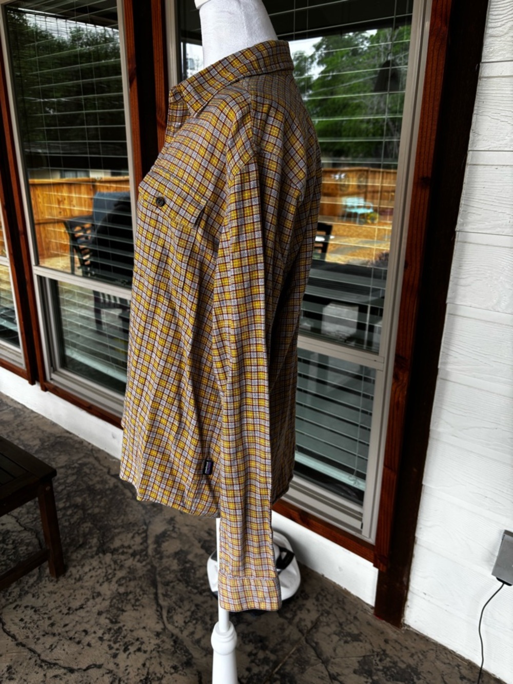 Patagonia Organic Cotton Plaid Button Front Shirt Men’s Medium M Long Sleeve - Picture 2 of 9